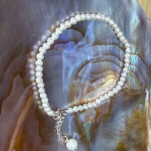 Elegant Natural Freshwater Pearl Bracelet
